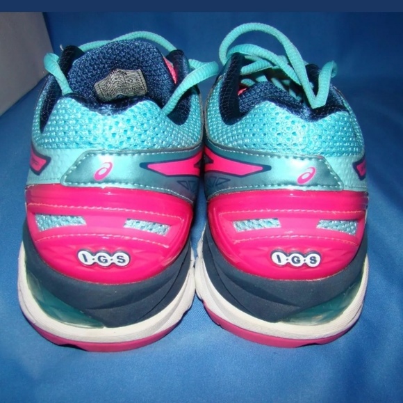 Women's Asics GT-2000 4 Running Shoes 6.5 - Picture 4 of 7